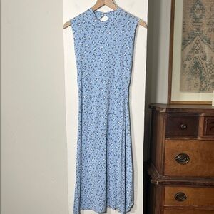 Elegant Blue Floral Dress